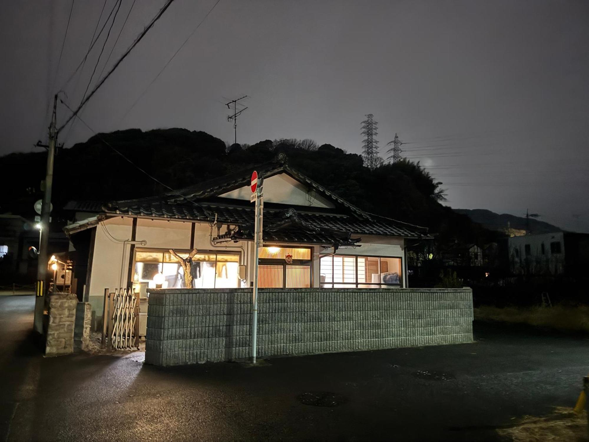 Wholeearth Ryokan Hirošima Exteriér fotografie